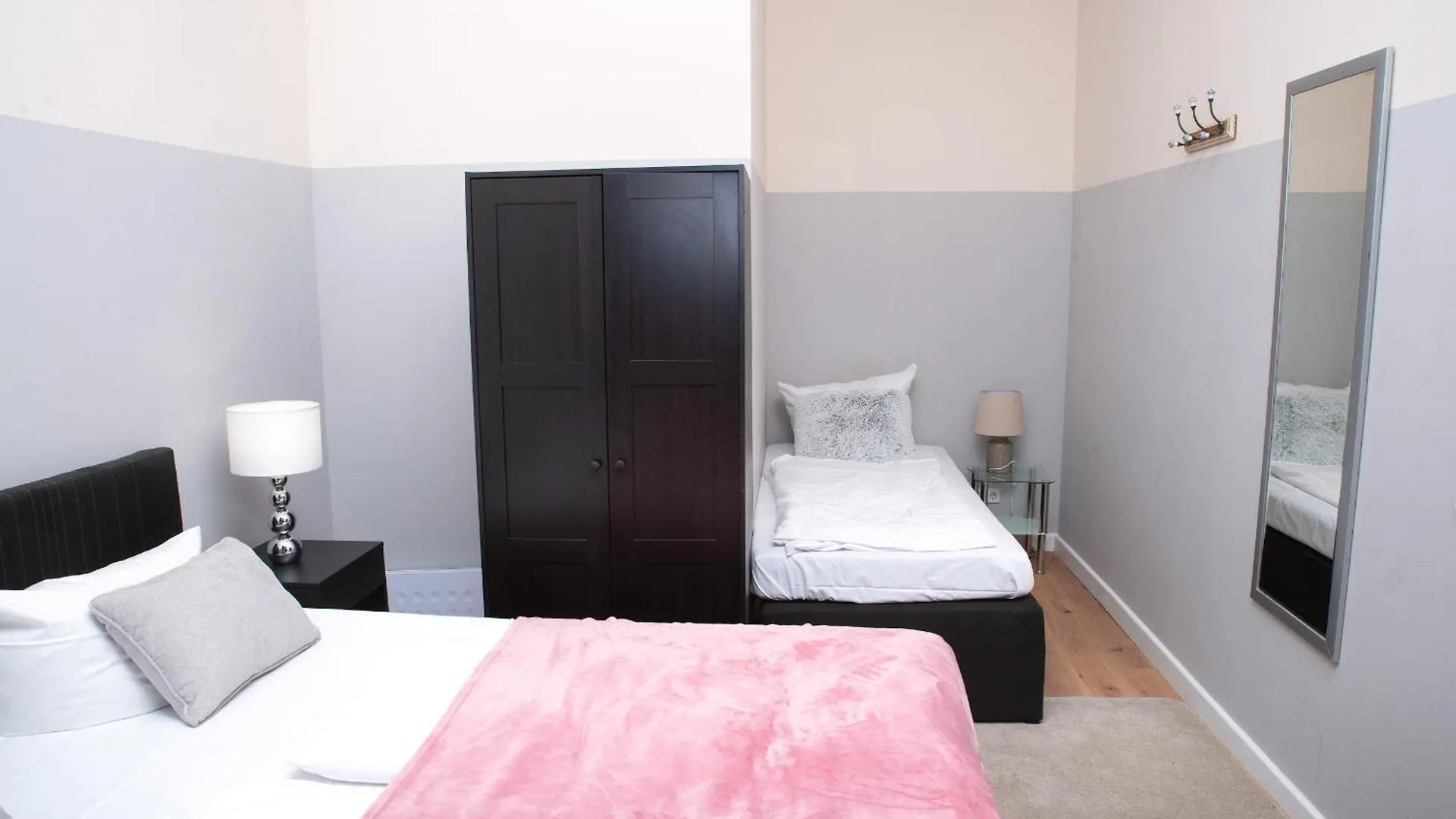Big Central City Apartment Berlin